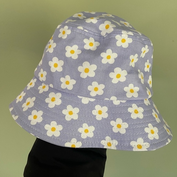 Ulta Lavender Daisy Bucket Hat One Size - Picture 2 of 4